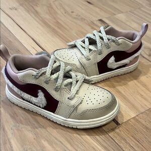 Jordan 1 Low Alt SE